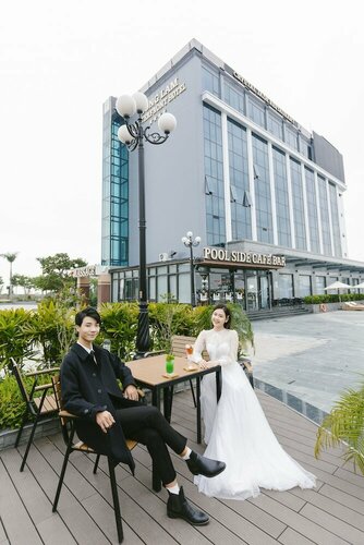 Гостиница Songlam Waterfront Hotel в Вине