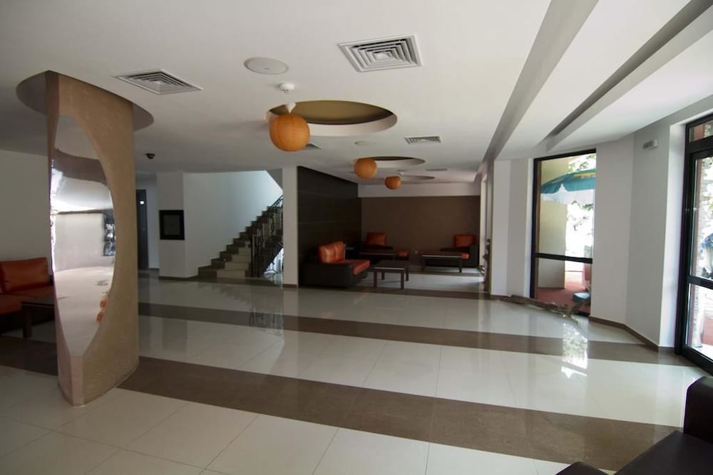 Фото Salena Plaza Hotel