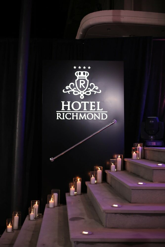 Фото Richmond Hotel