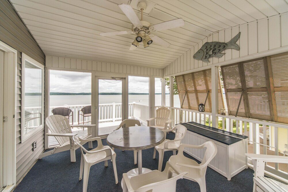 Фото Lake-front Luxury 5bdrm on Kentucky Lake - Jz Vacation Rentals
