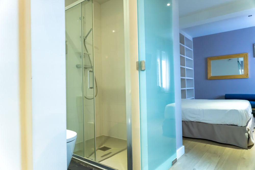 Фото Отель LeMar Boutique Barcelona