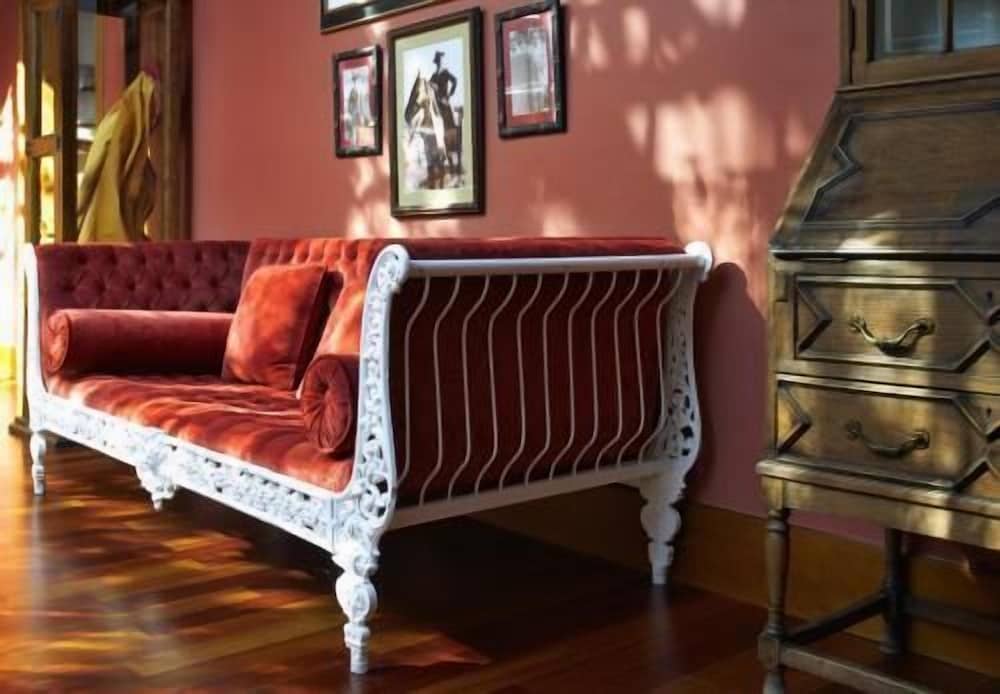 Фото Hotel Casa Palacio Conde de la Corte