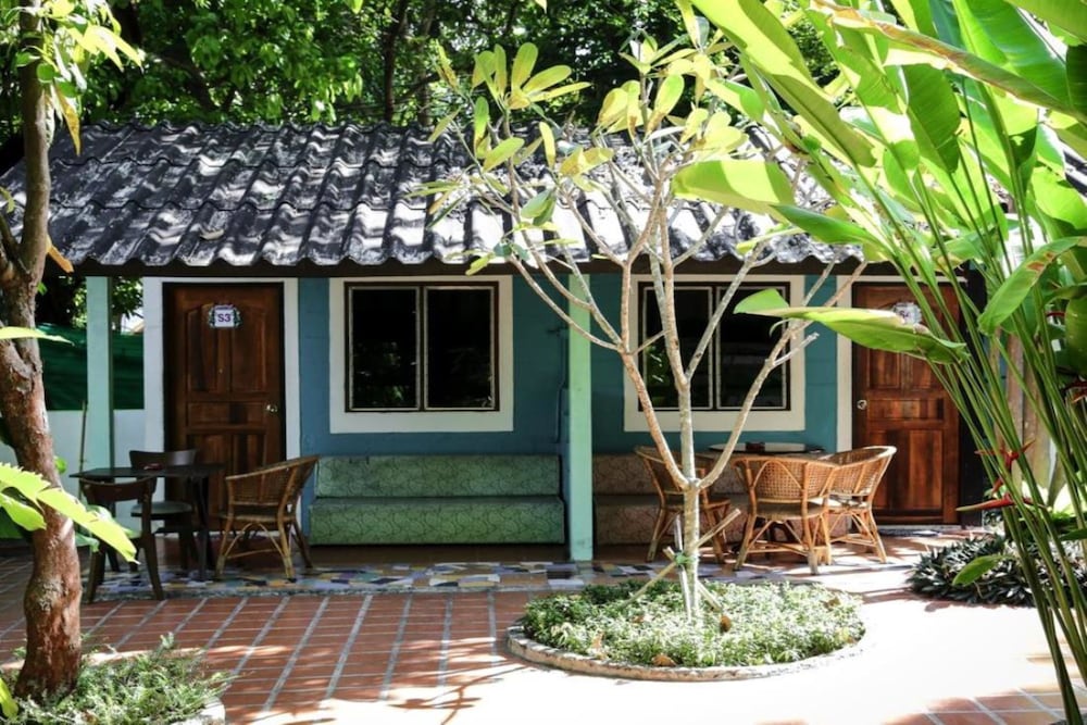 Фото Poohbar Resort & Lotusdive