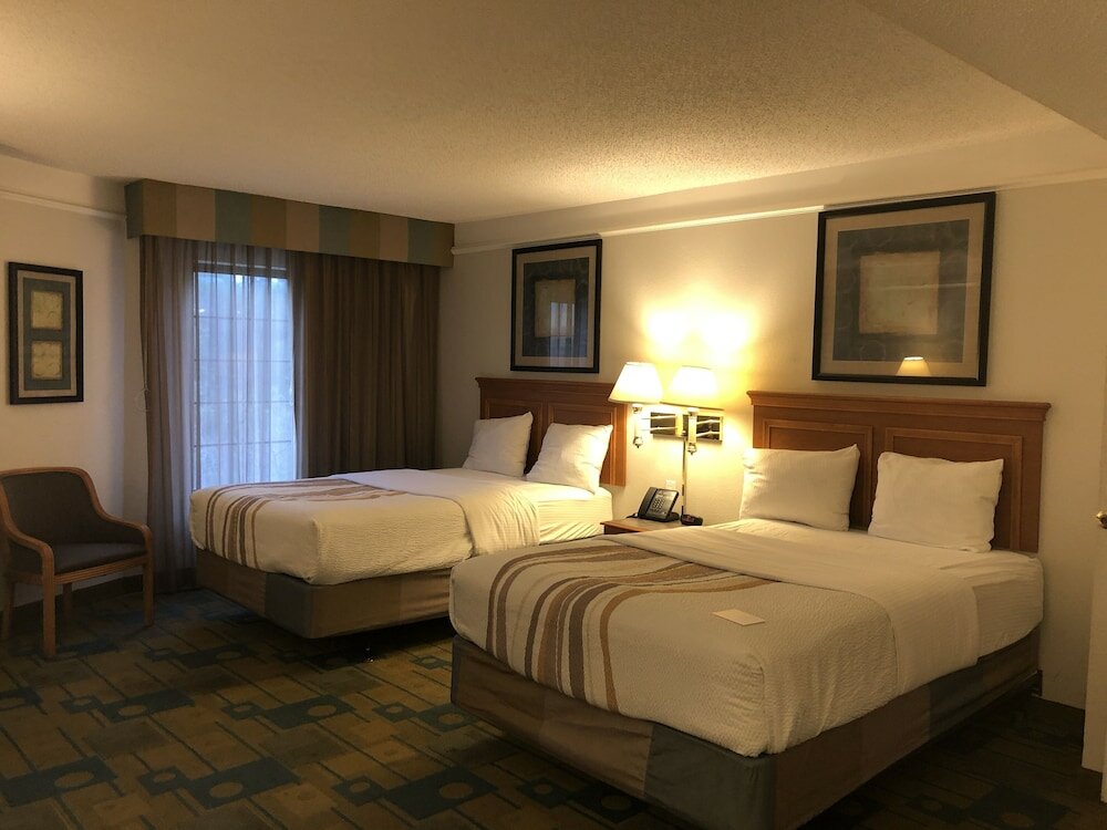 Фото La Quinta Inn by Wyndham Austin Oltorf