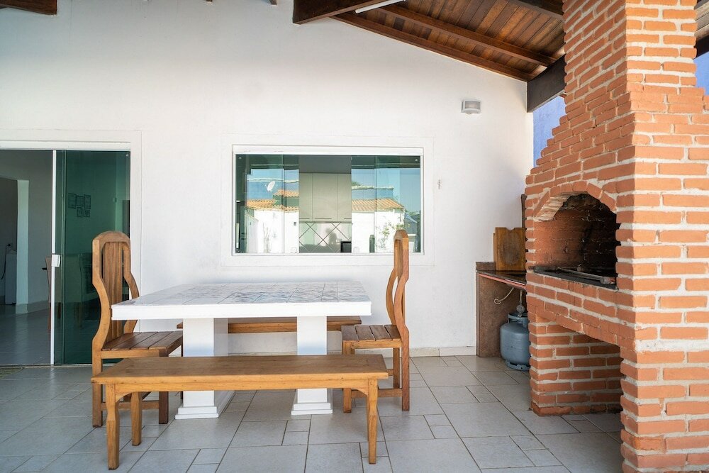 Фото Aconchegante casa em condomínio fechado com lazer completo