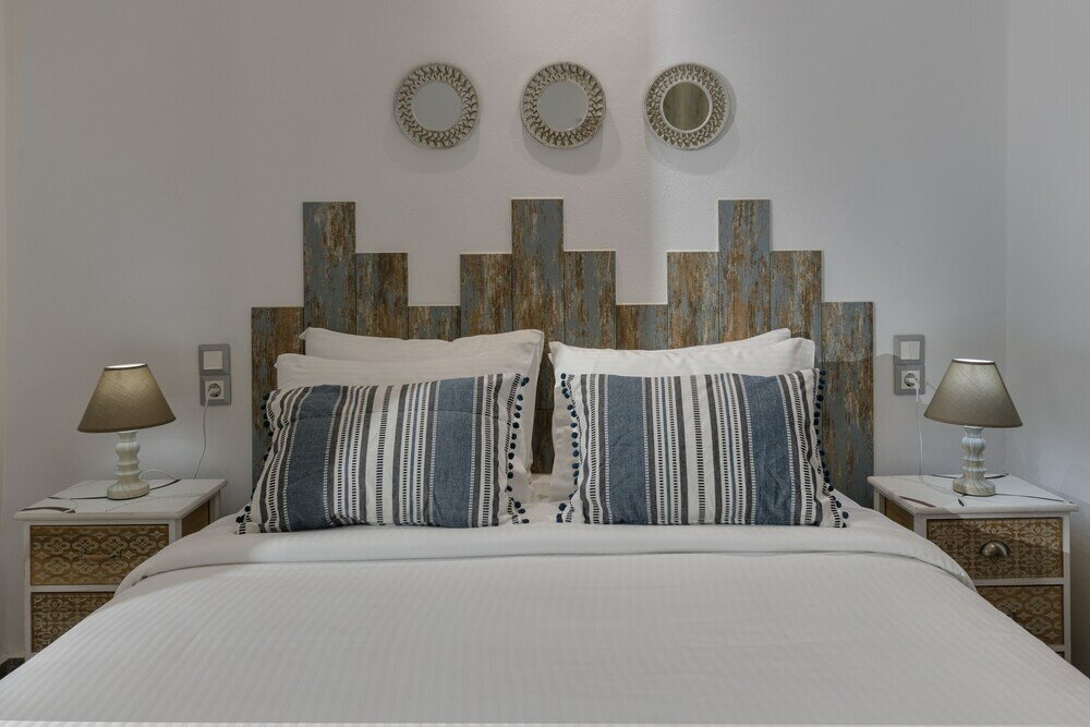 Фото Semes Luxury Apartments by Estia