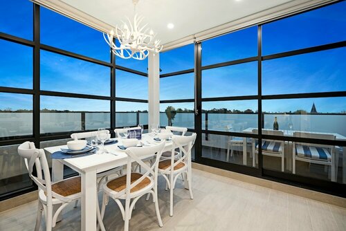 Гостиница The Hamptons Apartments - St Kilda в Мельбурне