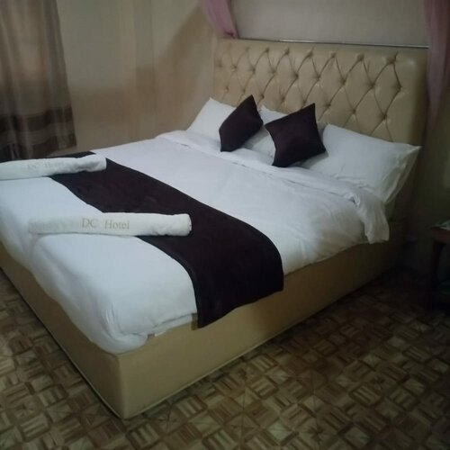 Гостиница Dominion Castle Hotel в Накуру