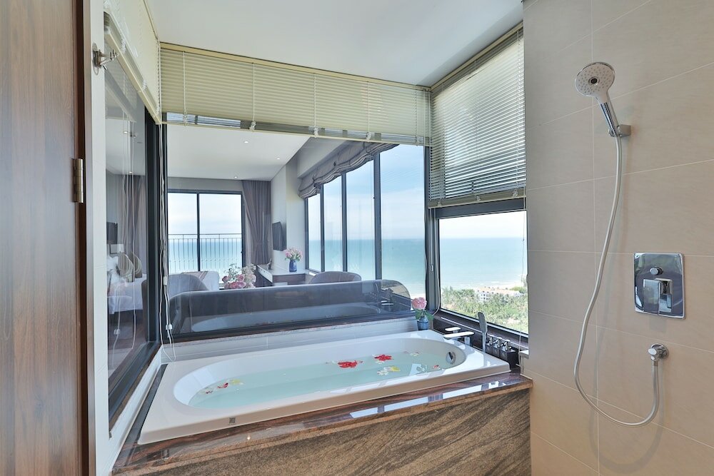 Фото Vipol Mui Ne Hotel & SPA