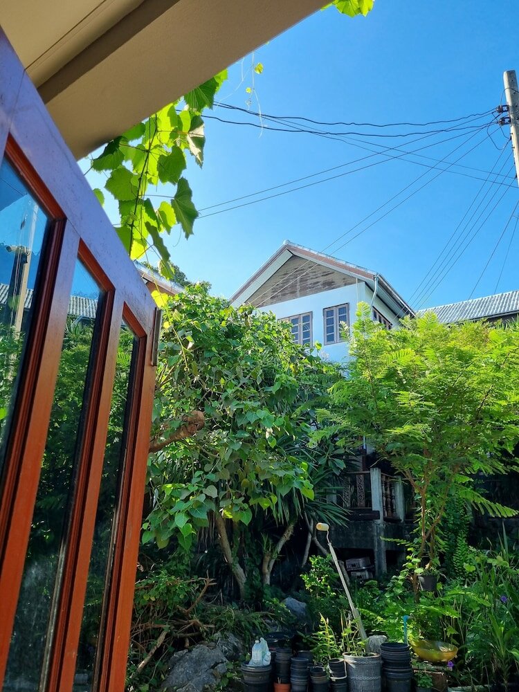 Фото Sawasdee Sichang Resort