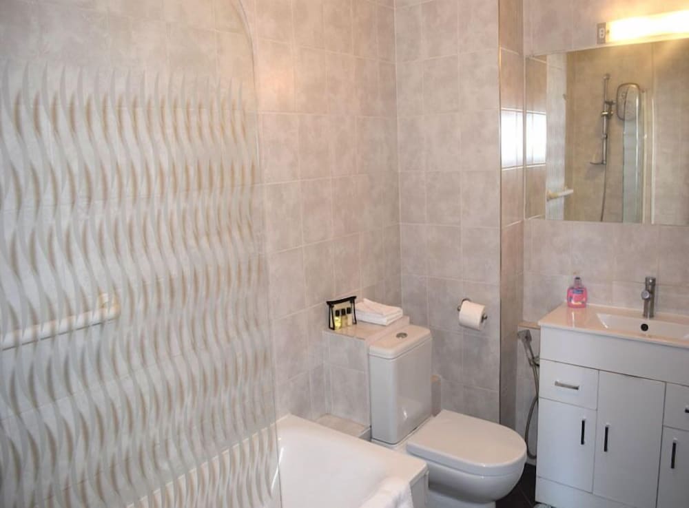 Фото Cavendish House