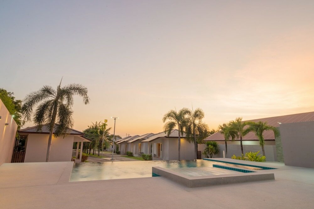 Фото Akard Private Villas Sattahip