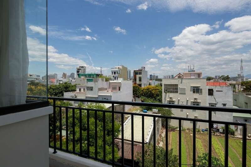 Гостиница Loving Hometay And Apartment
