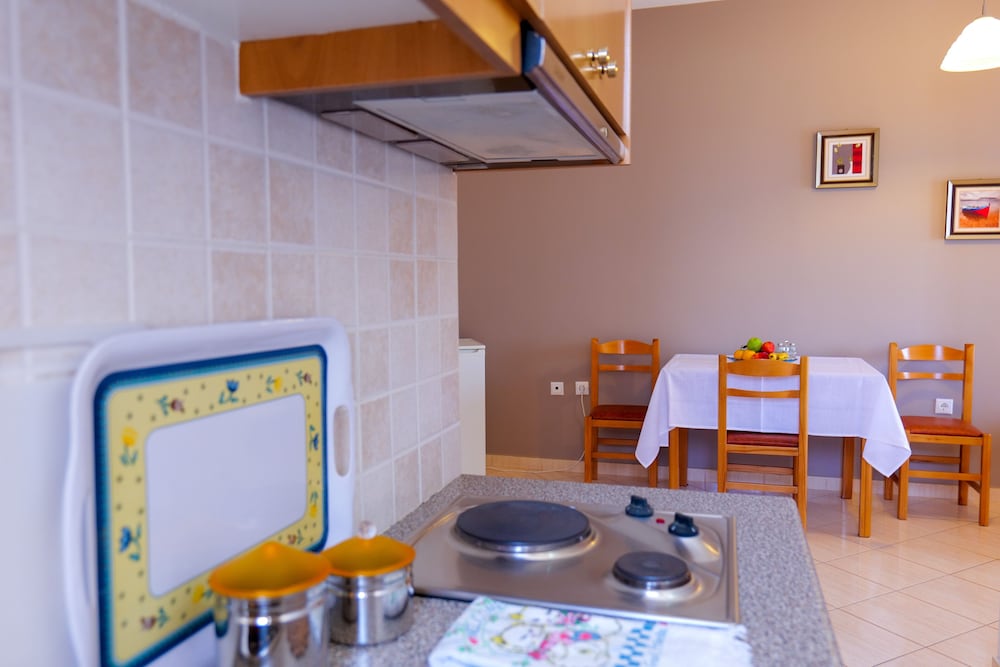 Фото Elidon Apartments