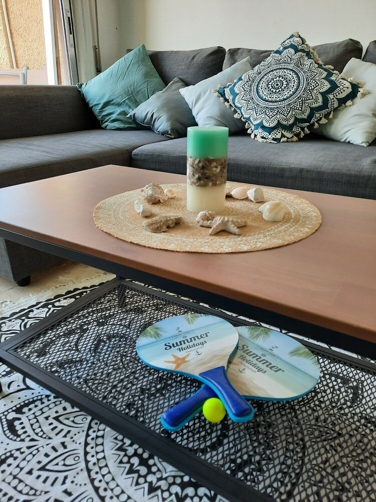 Фото Sea-Esta Seaview Apartment