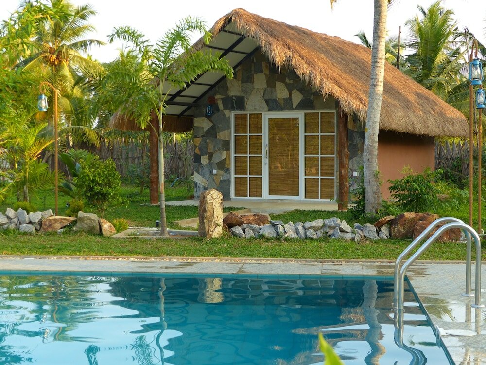 Фото Coco Village Hotel