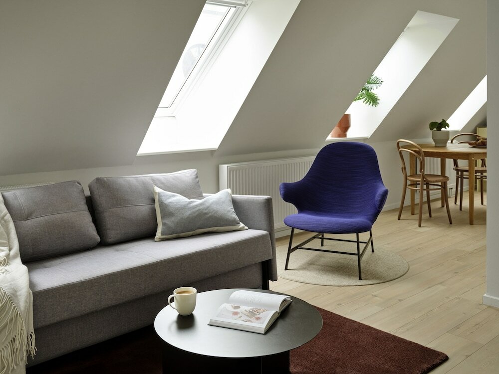 Фото Apēron Apartment Hotel