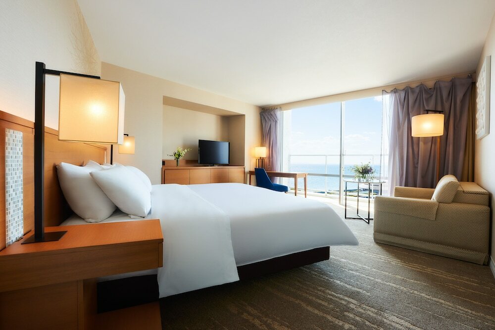 Фото Hotel Crimson Palace