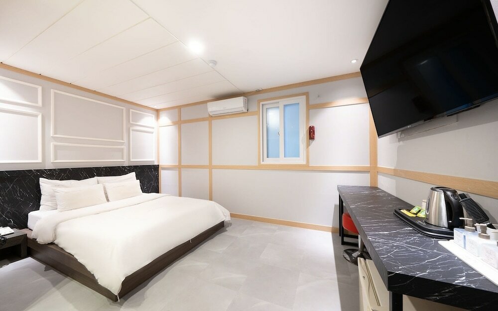 Фото Bucheon Film 372