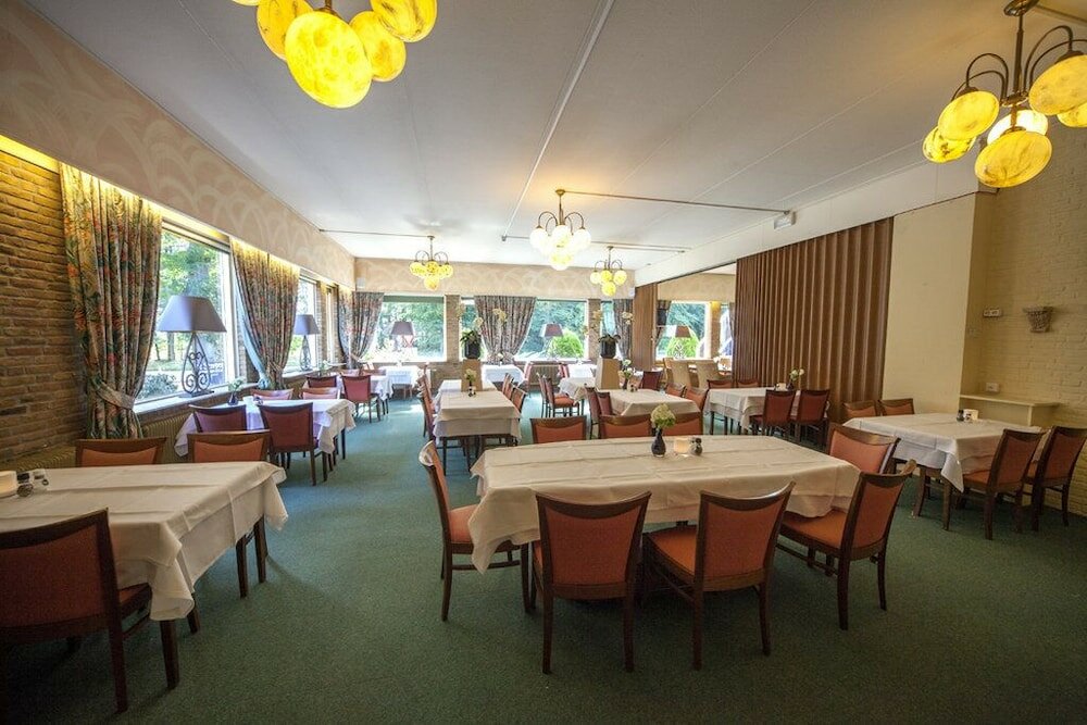 Фото Hotel de Grote Zwaan