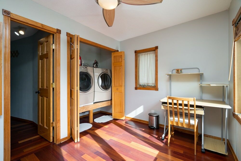 Фото Manor on the River - Whole House