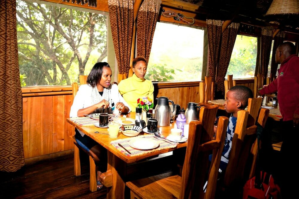 Фото Rhino Watch safari Lodge