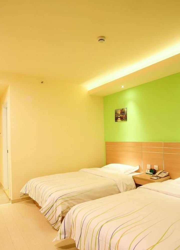 Фото Heng 8 Hotel Tonglu South Yingchun Road
