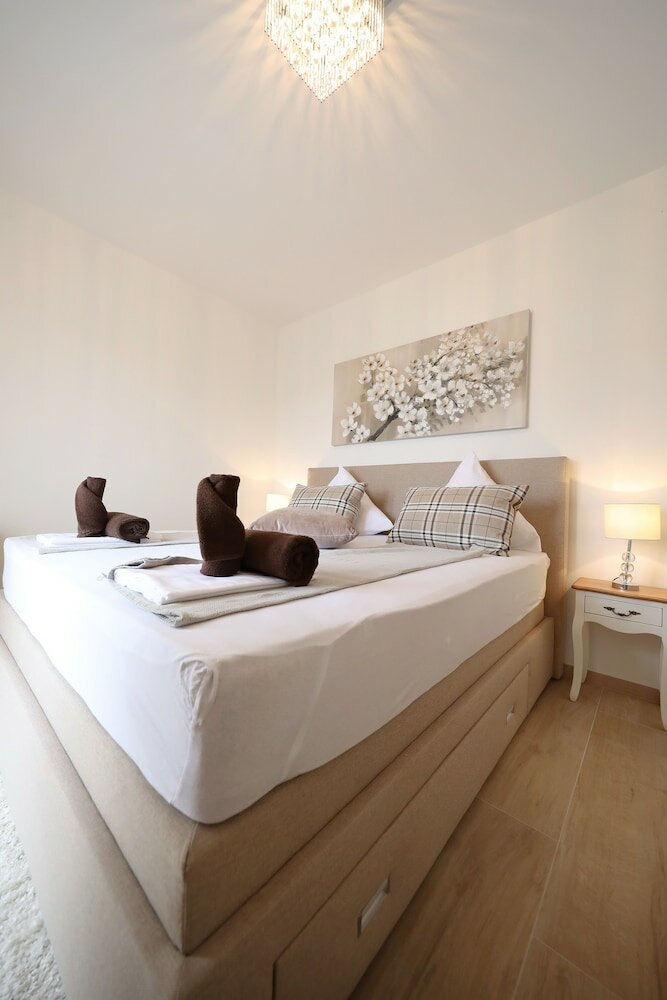 Фото Villa Olive Garden Apartments