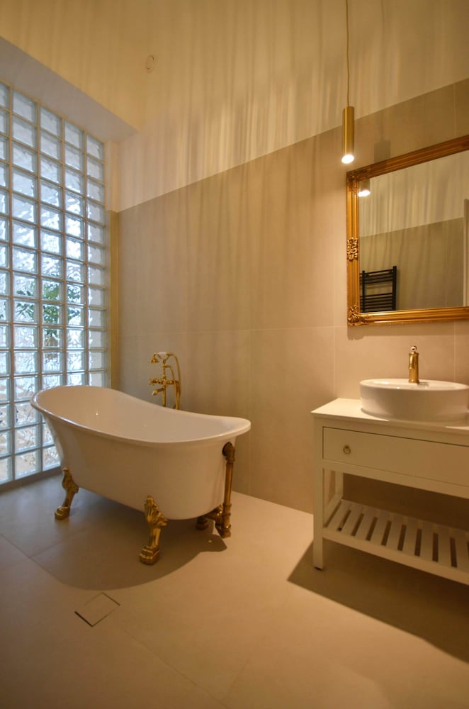 Фото Belvedere Embassy Residence