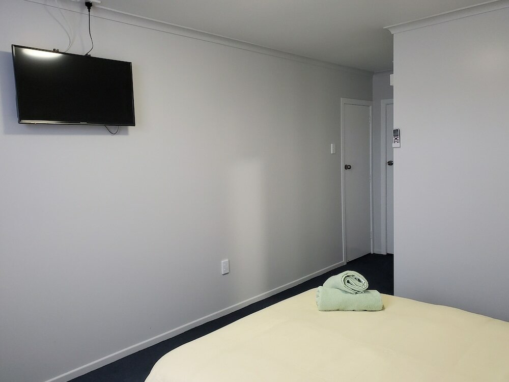 Фото Kawerau Hotel