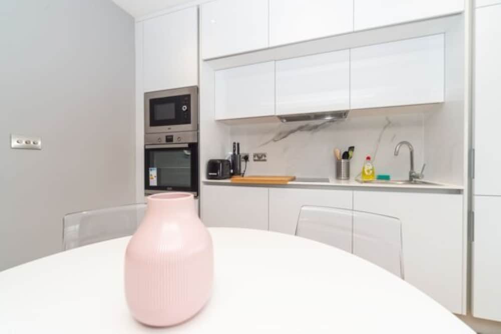 Фото Pml Apartments Southwick Street