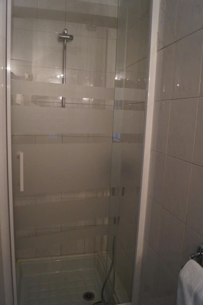 Фото Hôtel Le Bistrot D'orange