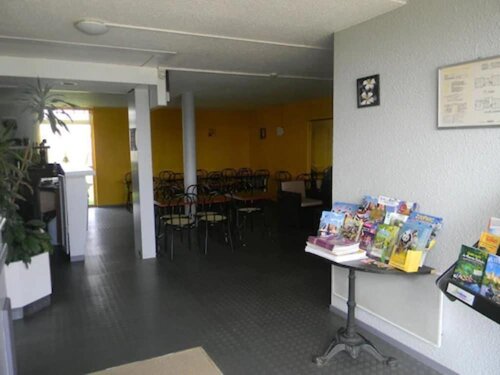 Гостиница Class Hôtel Poitiers в Пуатье