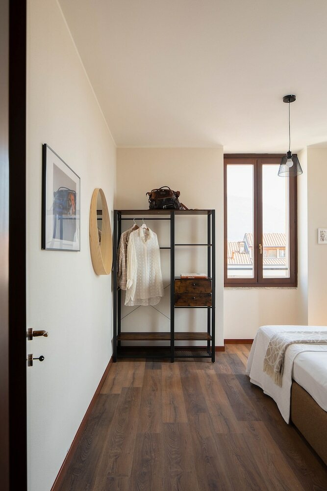 Фото Holiday Apartment 10- San Siro lake Como