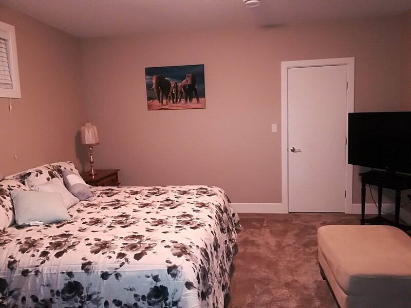 Гостиница McConachie Luxury Inn в Эдмонтоне
