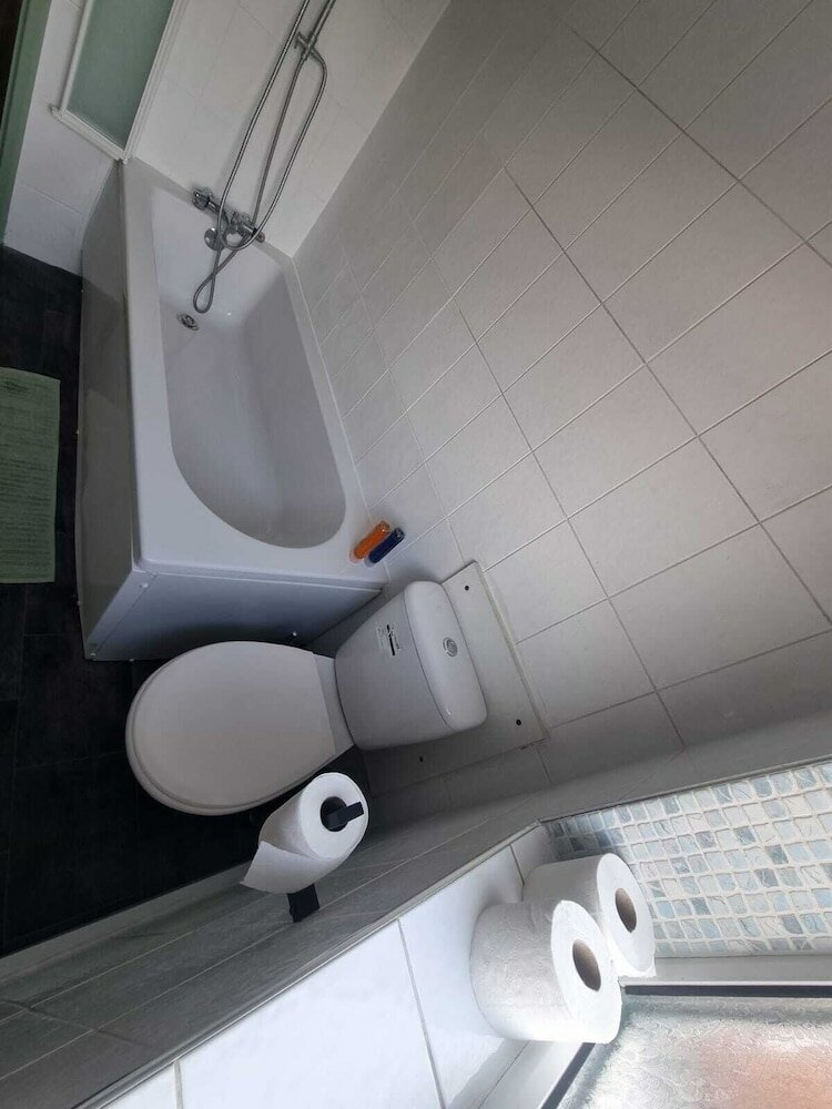 Фото Stylishly Designed House Dartford