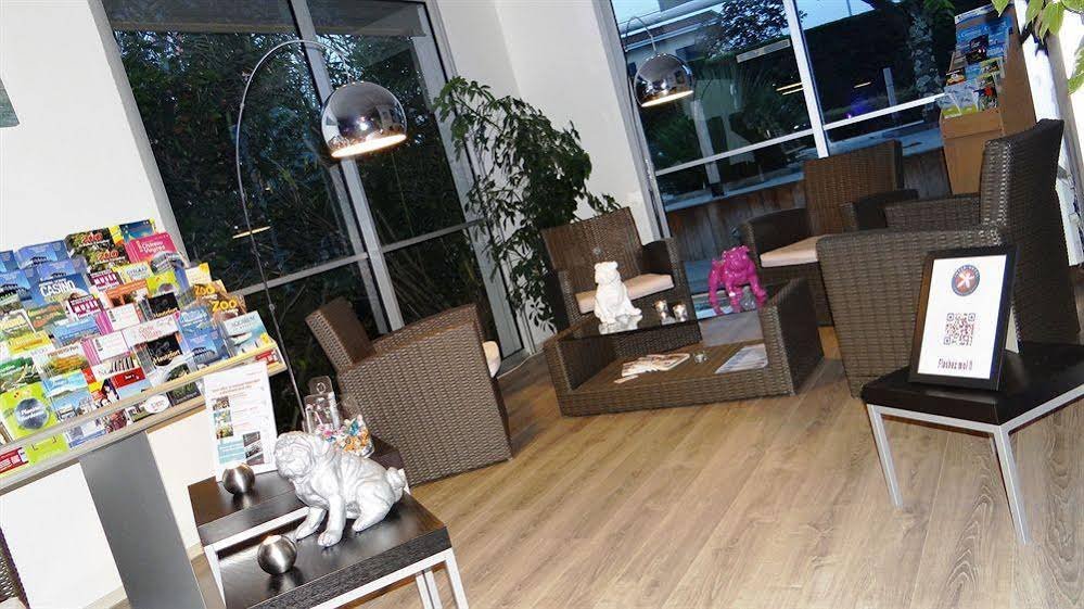 Фото The Originals City, Hôtel du Phare, Bordeaux Mérignac