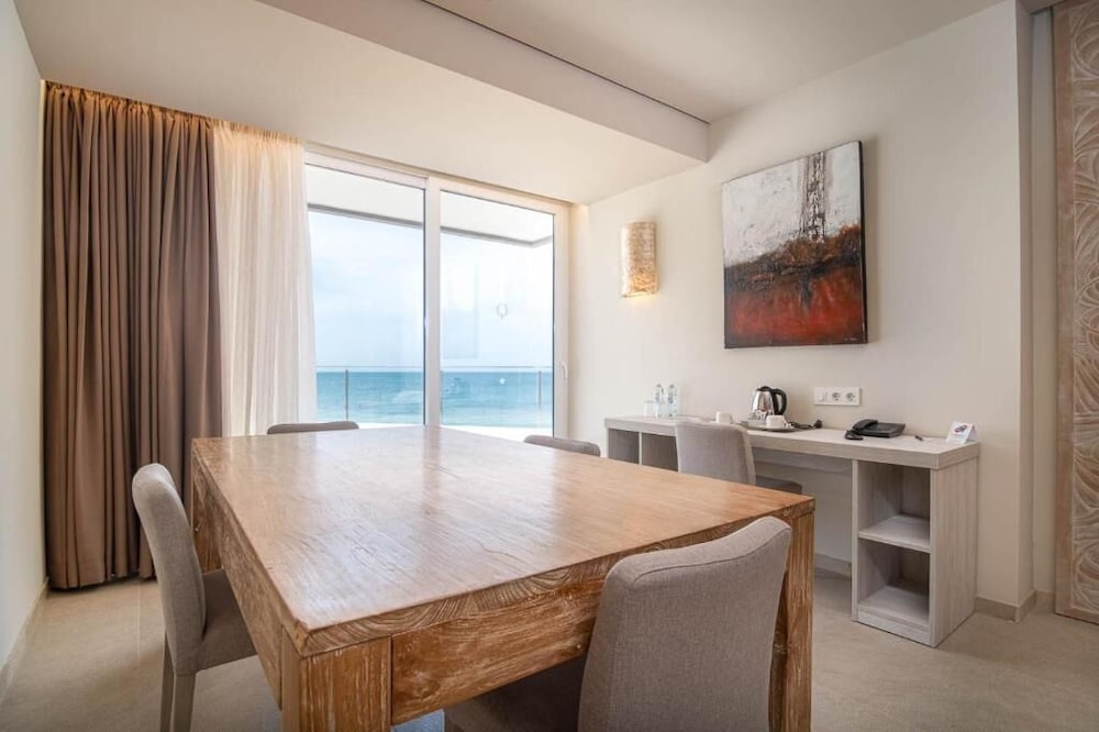 Фото Cadiz Bahia Hotel