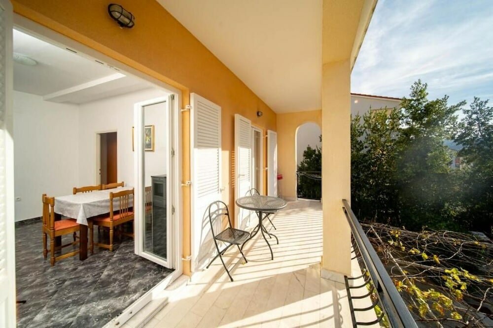 Фото Bepa - 200 m From Sandy Beach - A1