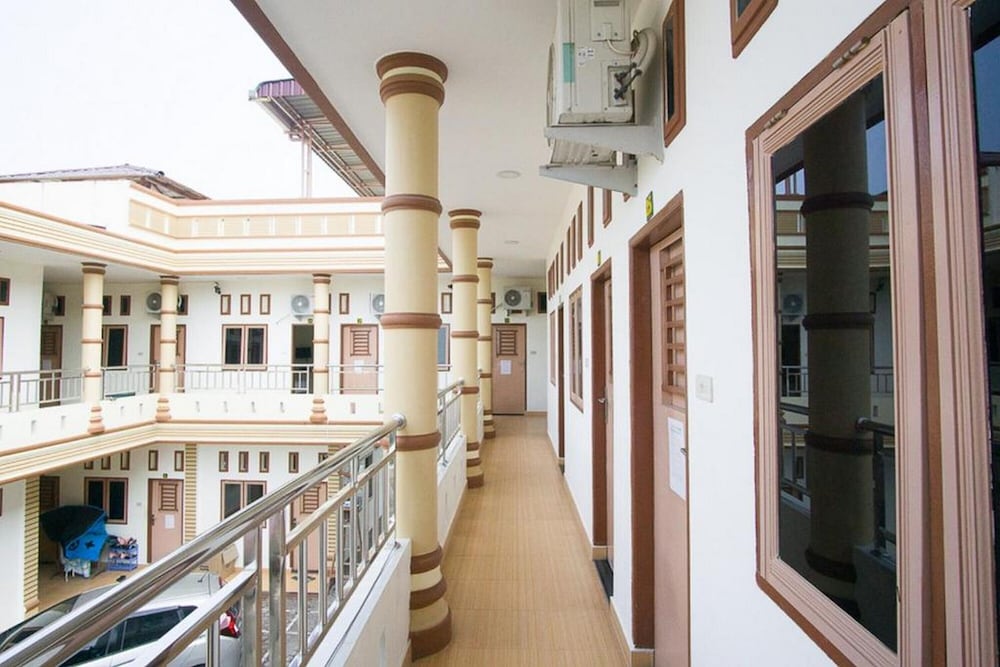 Фото RedDoorz @ Pematangsiantar 2