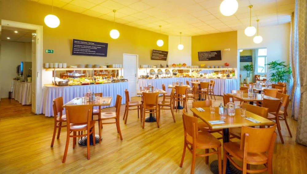 Фото Metropolitan Old Town Hotel - Czech Leading Hotels