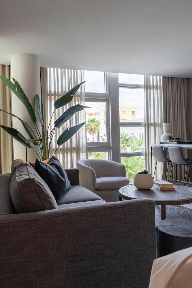 Фото Nassau Suite South Beach - an All Suites Hotel