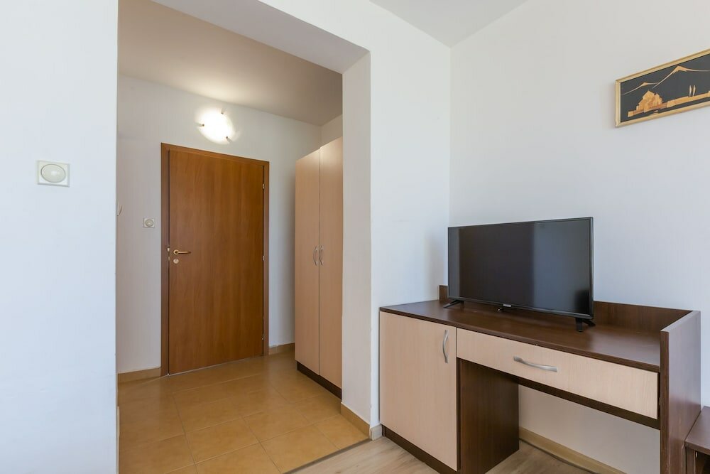 Фото Family Double Room in Dafinka Guest House