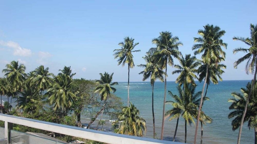 Фото Hotel Idhaya