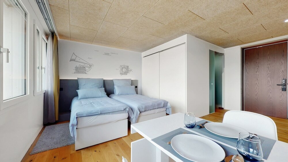 Фото Evi's Home Hotel & Apartments