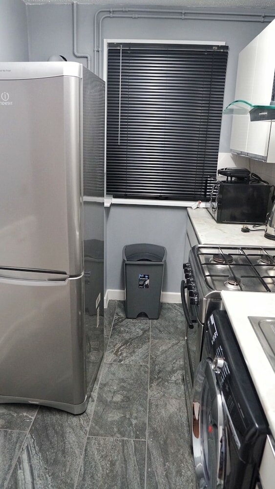 Фото North London Apartment - Edmonton