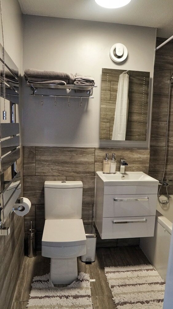 Фото North London Apartment - Edmonton