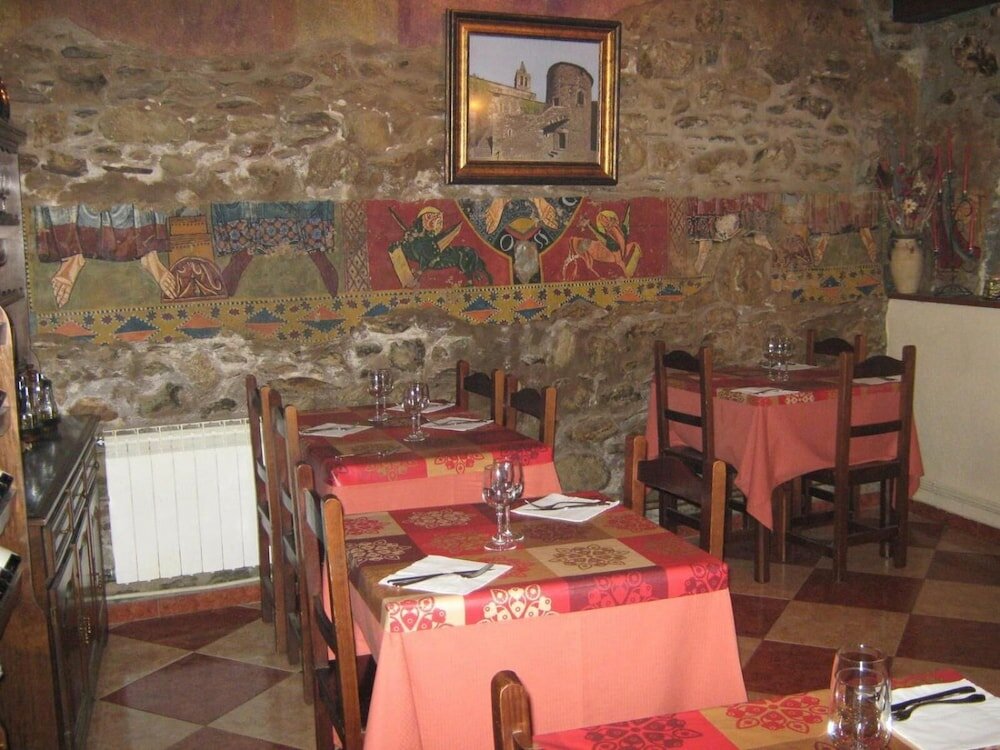 Фото Hostal Ruso