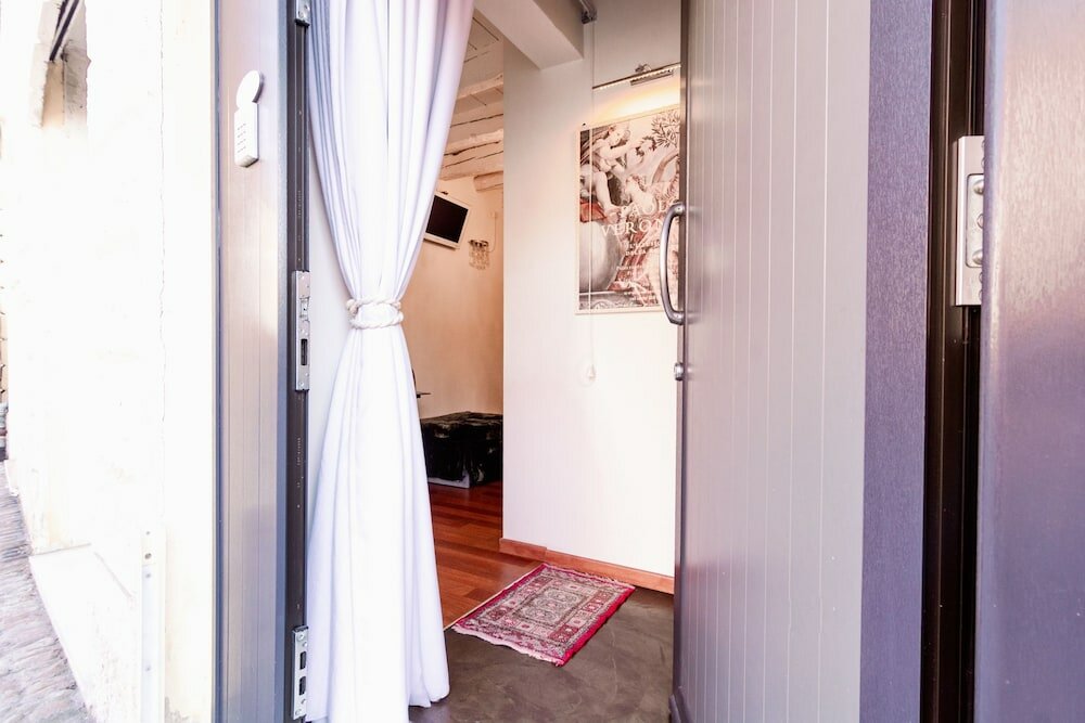 Фото Abbraccio di Romeo e Giulietta