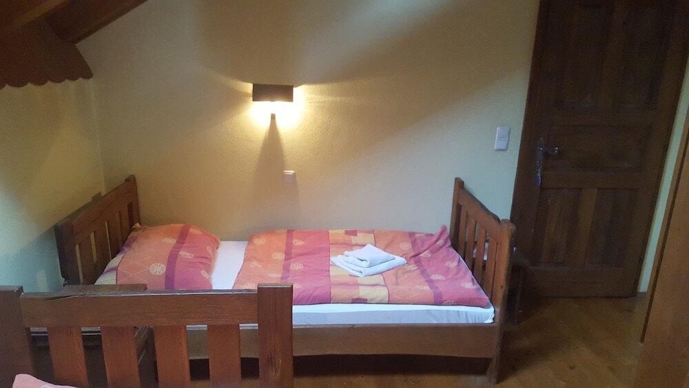 Фото Guesthouse Tonkic